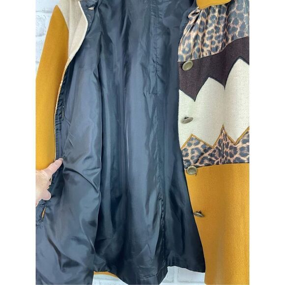 Vintage Allure Wool Patchwork Coat Animal Print Boho Artsy Eclectic Jacket - Picture 9 of 10